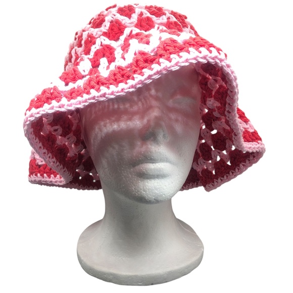 Crochet Bucket Hat | Red & Pink main image 5